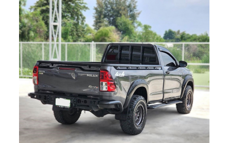 Комплект обвеса Toyota Hilux