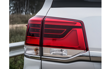 Фонари задние Toyota Land Cruiser 200