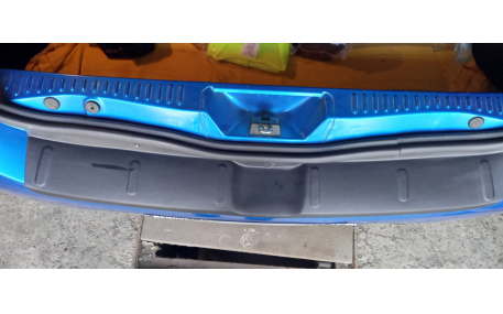 Накладка на задний бампер Renault Sandero