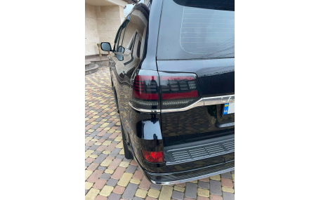 Фонари задние Toyota Land Cruiser 200