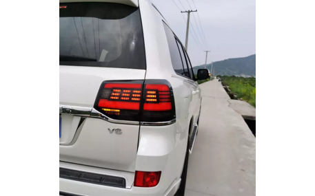 Фонари задние Toyota Land Cruiser 200