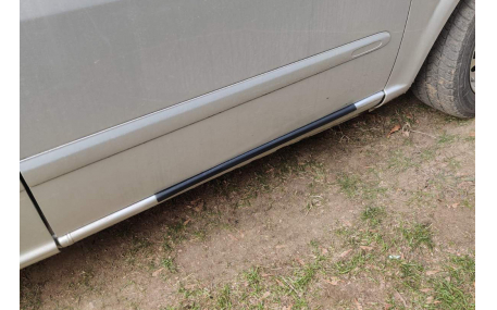 Накладка на пороги Mercedes Vito W639