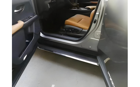 Подножки Lexus UX