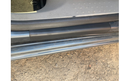 Накладка на пороги Volkswagen Caddy