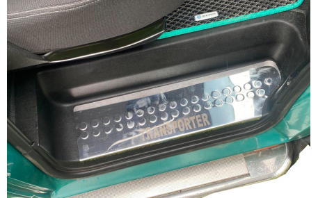 Накладки на пороги Volkswagen T4