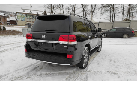 Комплект обвеса Toyota Land Cruiser 200