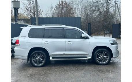 Комплект обвеса Toyota Land Cruiser 200