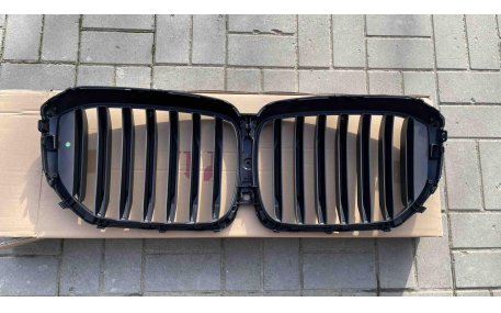 Решетка радиатора BMW X5 G05 2023-2025