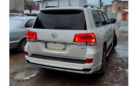 Бампер задний Toyota Land Cruiser 200