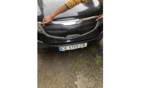 Зимняя накладка на решетку Kia Sportage