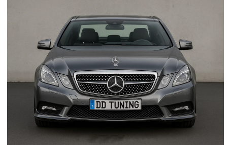 Решетка радиатора Mercedes E-class W212 2009-2013