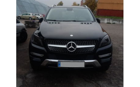 Решетка радиатора Mercedes ML-class W166