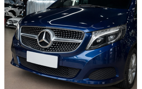 Решетка радиатора Mercedes V-class 2019-2023