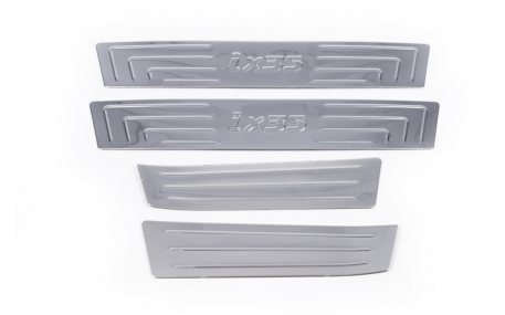 Накладки на пороги Hyundai ix35