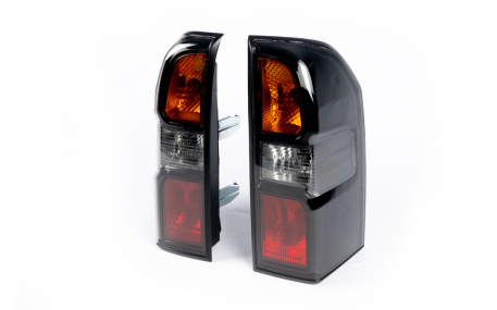 Фонари задние Nissan Patrol Y61 2004-2008