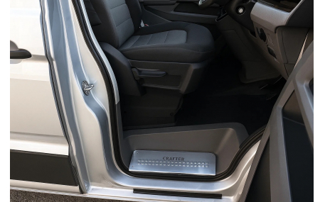 Накладки на пороги Volkswagen Crafter