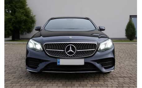Решетка радиатора Mercedes E-class W212 2013-2016