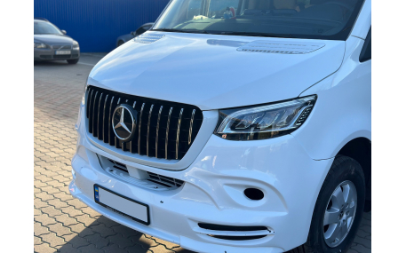 Решетка радиатора Mercedes Sprinter W907