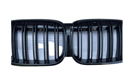Решетка радиатора BMW X1 F48 2019-2021