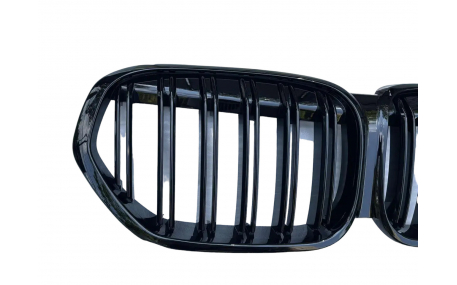 Решетка радиатора BMW X1 F48 2019-2021