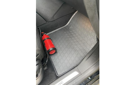 Коврики в салон Renault Scenic