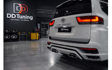 Накладки на бампера Toyota Land Cruiser 300