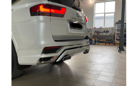 Накладки на бампера Toyota Land Cruiser 300