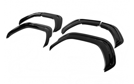 Накладки на бампера Toyota Land Cruiser 300