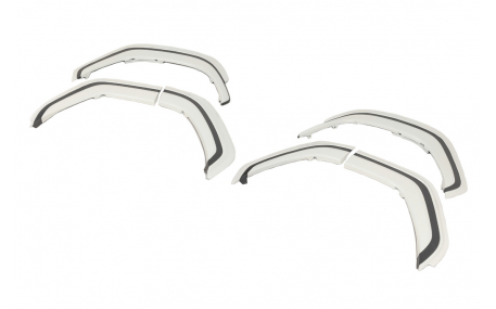 Накладки на бампера Toyota Land Cruiser 300