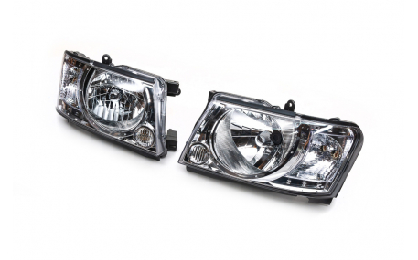 Фары передние Nissan Patrol Y61 2004-2008