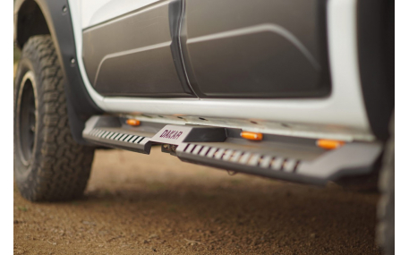 Подножки Toyota Hilux