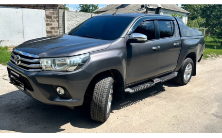 Подножки Toyota Hilux