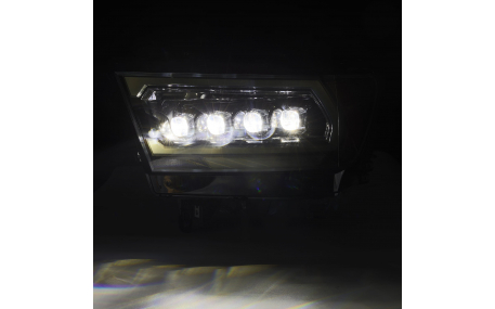 Фары передние Dodge RAM 1500