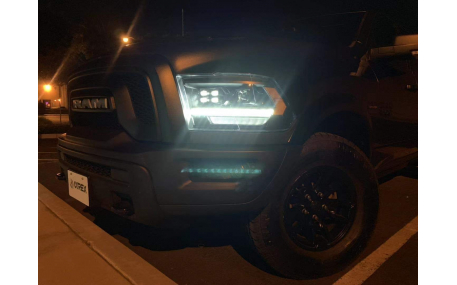 Фары передние Dodge Ram