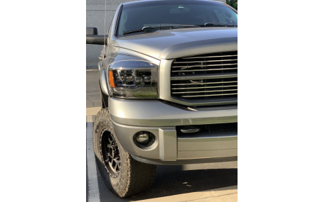Фары передние Dodge Ram