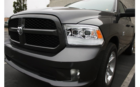 Фары передние Dodge Ram
