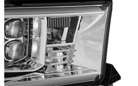 Фары передние Toyota Tundra 2007-2013