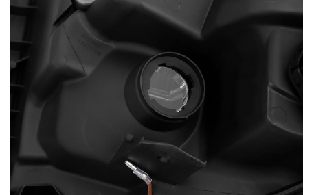 Фары передние Toyota Tundra 2014-2021