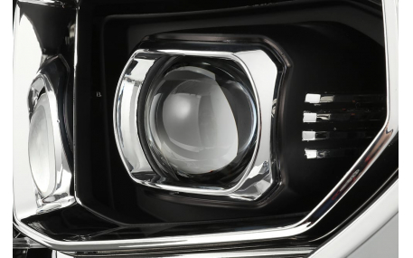Фары передние Toyota Tundra 2014-2021