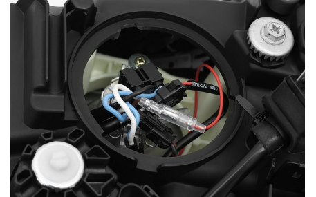 Фары передние Toyota Tundra 2014-2021