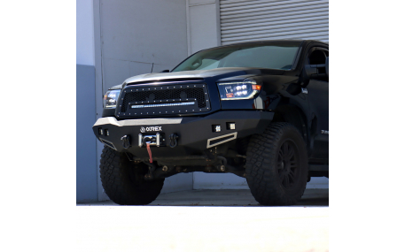 Фары передние Toyota Tundra 2007-2013