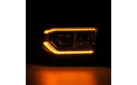 Фары передние Toyota Tundra 2007-2013