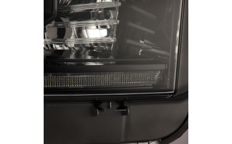 Фары передние Toyota Tundra 2014-2021