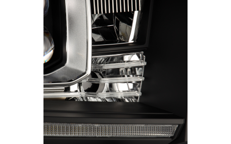 Фары передние Toyota Tundra 2014-2021