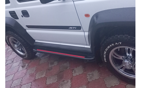 Подножки Suzuki Jimny