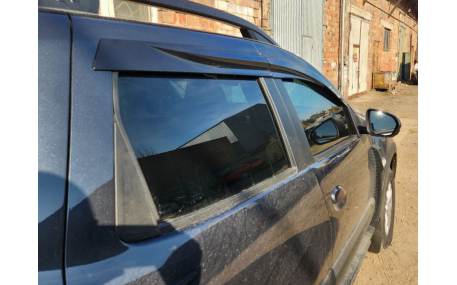 Дефлекторы окон Renault Duster