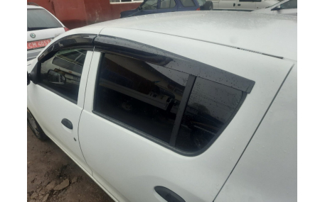 Дефлекторы окон Renault Sandero