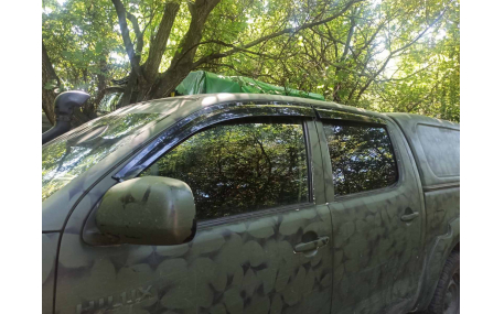 Дефлекторы окон Toyota Hilux