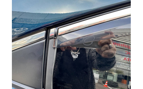 Дефлекторы окон Toyota Corolla