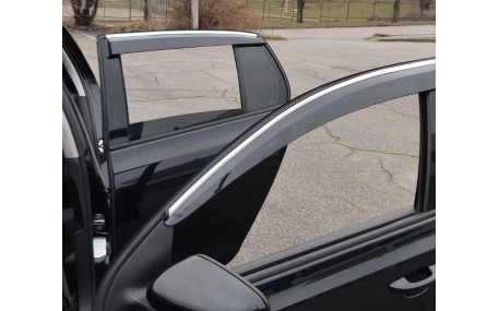 Дефлекторы окон Volkswagen Golf 5